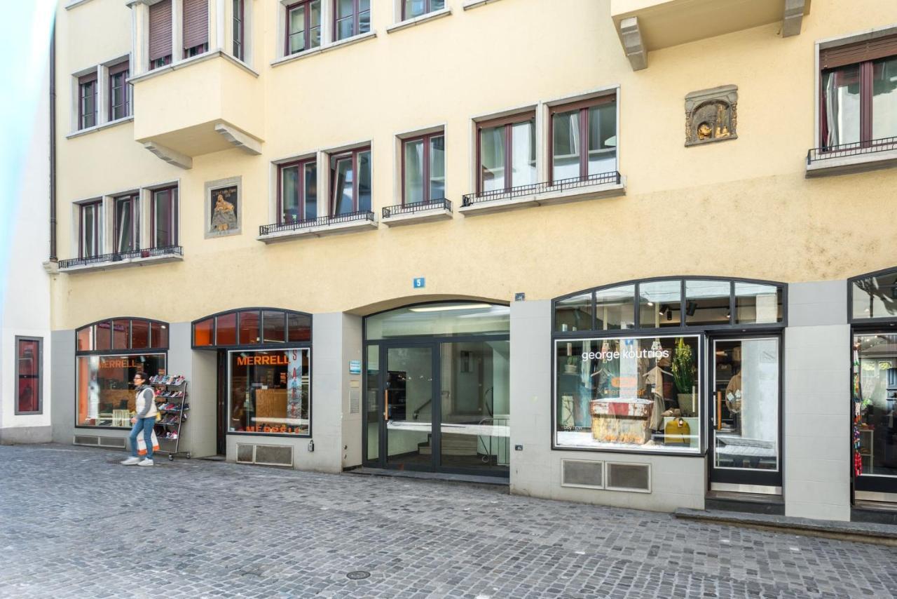 Apartment Muenstergasse Old Town Zürich